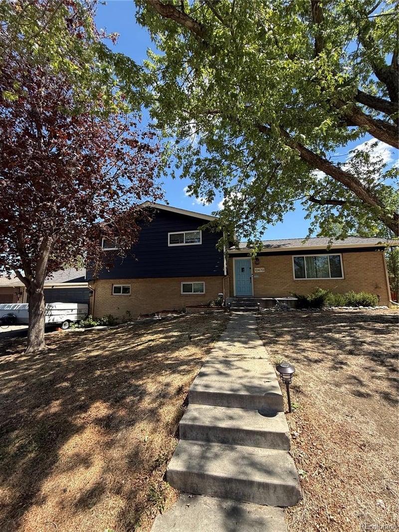 10470 Livingston Dr, Northglenn, CO 80234