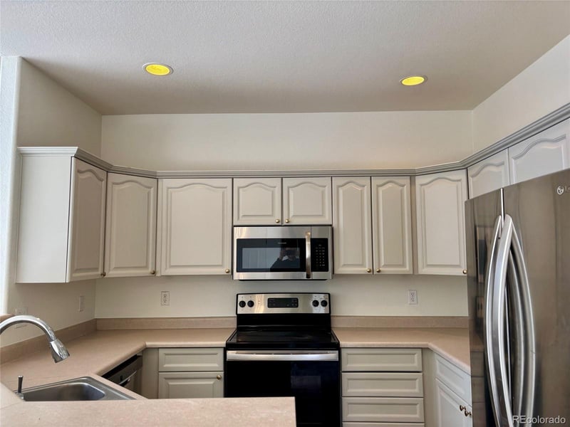 3995 Dillon Way #206, Aurora, CO 80014