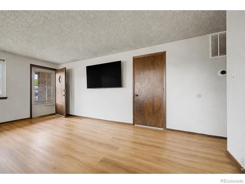 938 Kelly Pl, Longmont, CO 80501