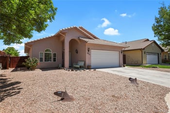932 Pinecrest Dr, Pueblo, CO 81005