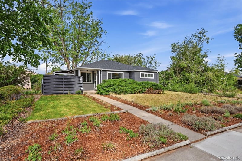 1049 Florence St, Aurora, CO 80010