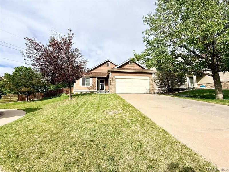 5910 Valdai Way, Aurora, CO 80015