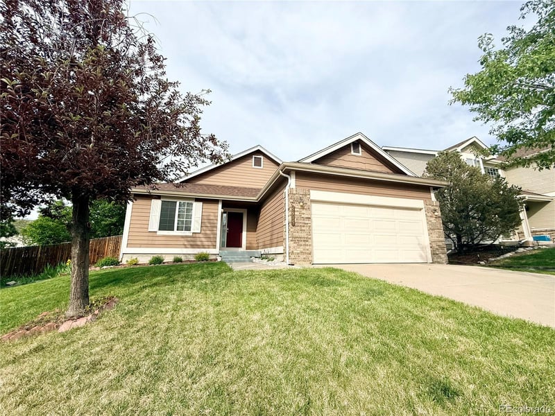 5910 Valdai Way, Aurora, CO 80015