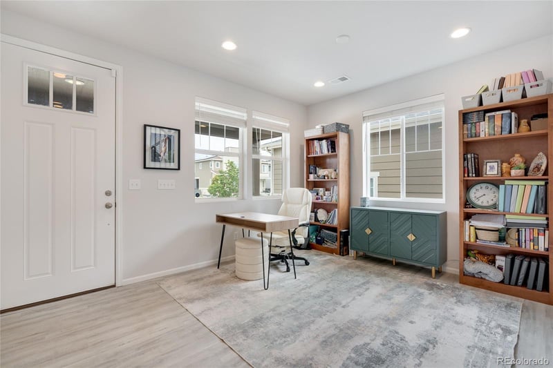 134 Uriah St, Aurora, CO 80018