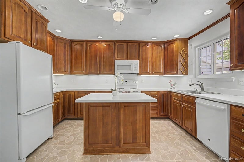 14213 Marina Dr, Aurora, CO 80014