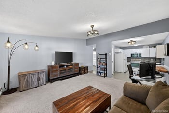 3184 S Heather Gardens Way #408, Aurora, CO 80014