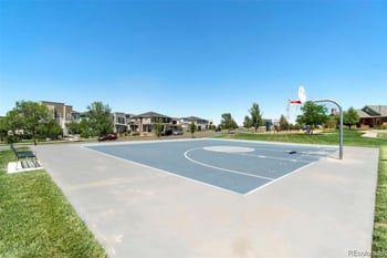 23600 5th Dr, Aurora, CO 80018