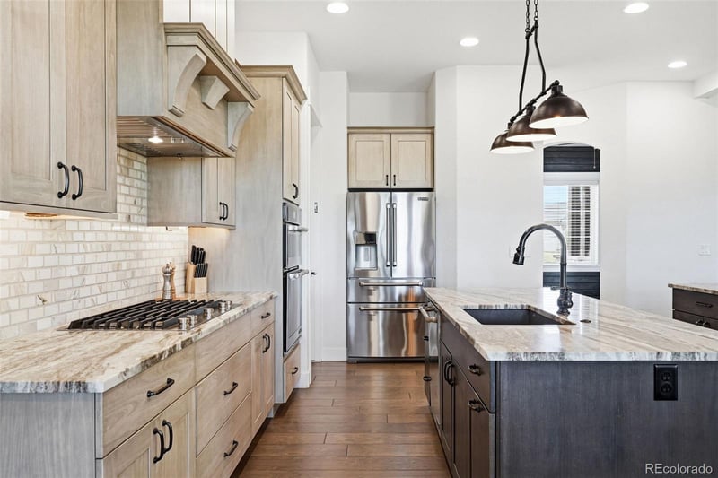 900 Berthoud Peak Dr, Berthoud, CO 80513