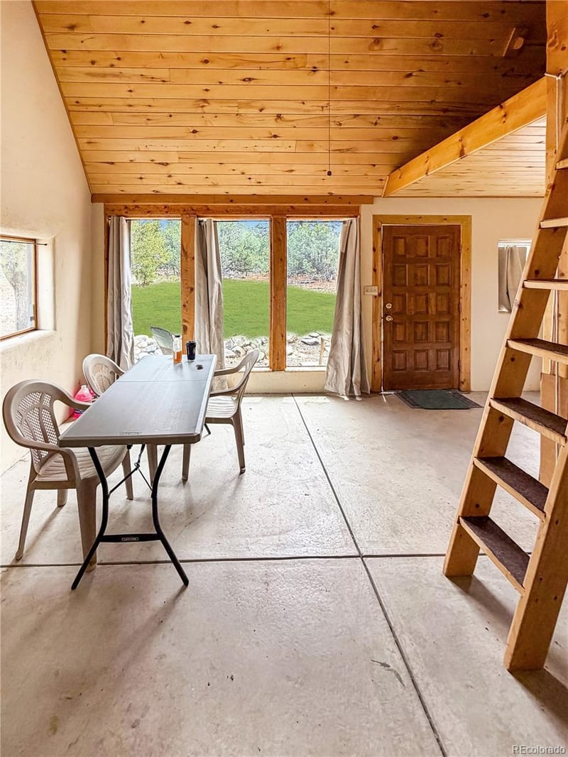 33 Big Bear Rd, Mosca, CO 81146