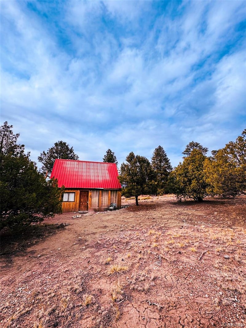 33 Big Bear Rd, Mosca, CO 81146