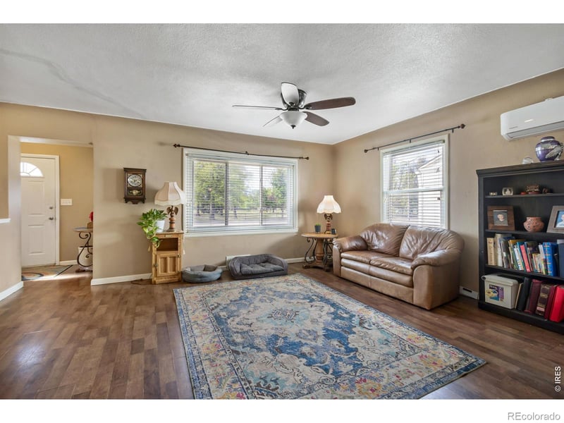 327 Eisenhower Blvd, Loveland, CO 80537