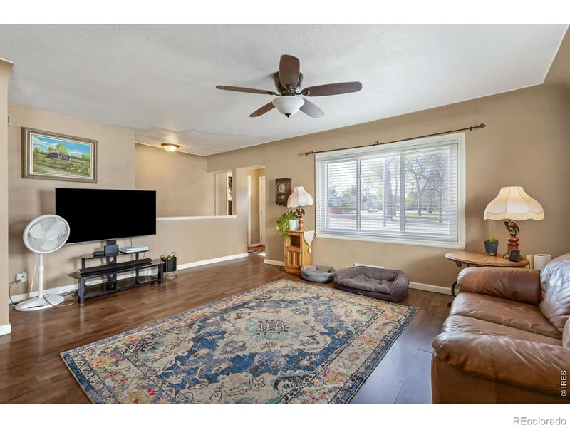327 Eisenhower Blvd, Loveland, CO 80537