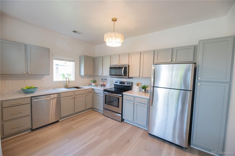 16828 Gunnison Dr #7D, Aurora, CO 80017
