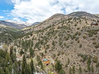 1002 Streamside Dr, Glen Haven, CO 80532