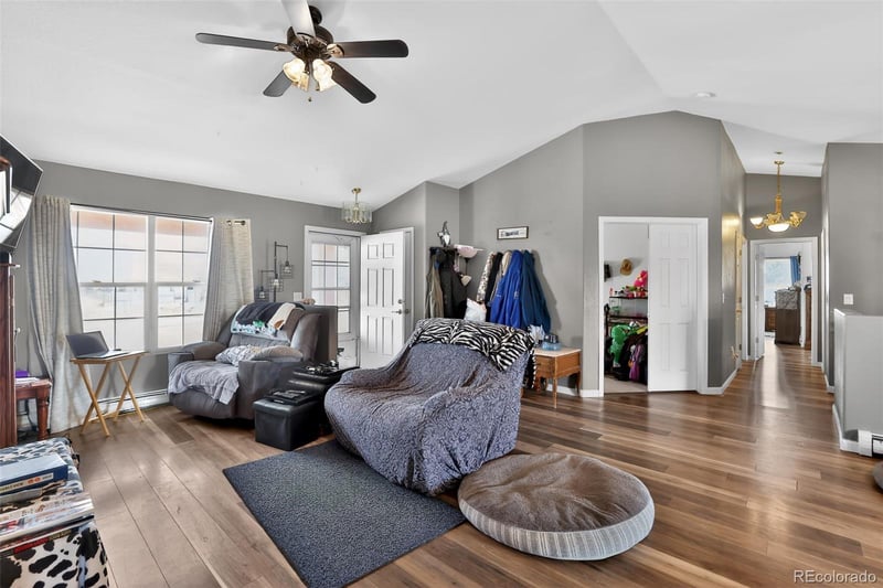 971 Los Charros Dr, Pueblo, CO 81007