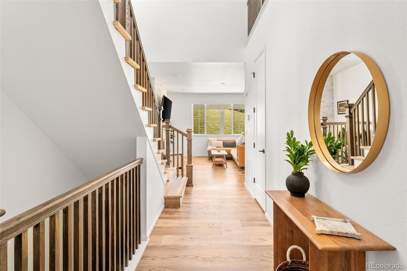 7281 Vandriver Way, Aurora, CO 80016
