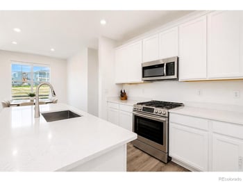 751 Columbia St, Johnstown, CO 80534