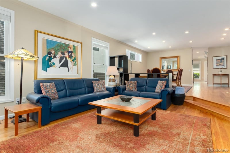 284 Monroe St, Denver, CO 80206