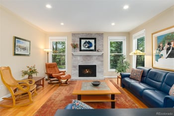 284 Monroe St, Denver, CO 80206