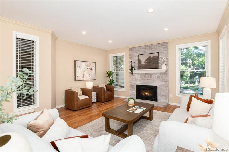 284 N Monroe St, Denver, CO 80206