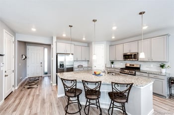 8424 Bijou Creek Ave, Littleton, CO 80125