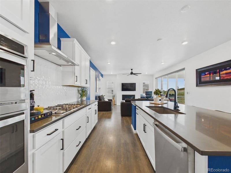 16538 92nd Pl, Arvada, CO 80007