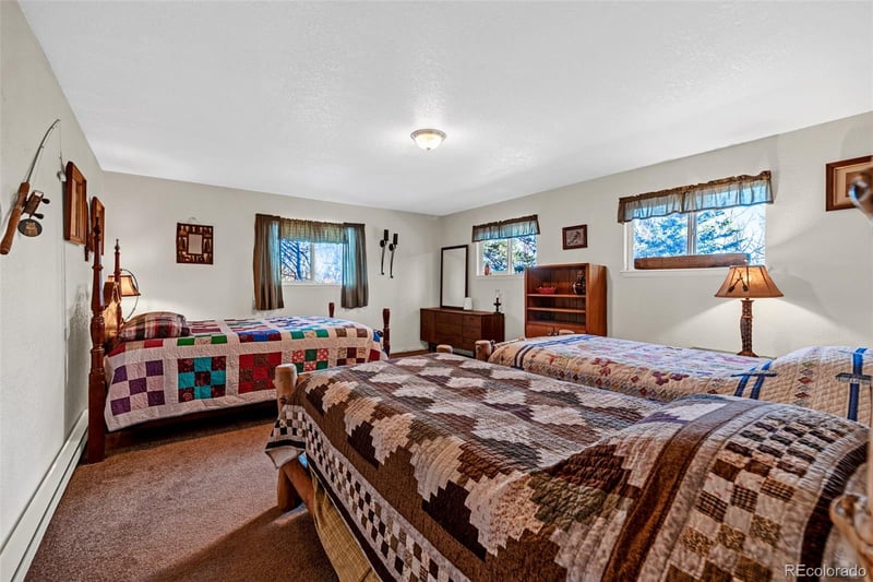 850 Georgia Pass Lookout, Jefferson, CO 80456