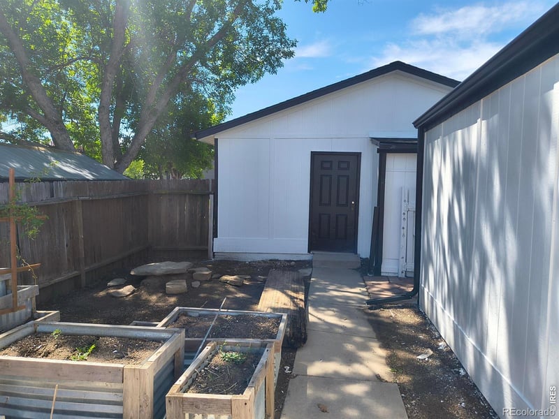 8325 Never Summer Cir, Fort Collins, CO 80528