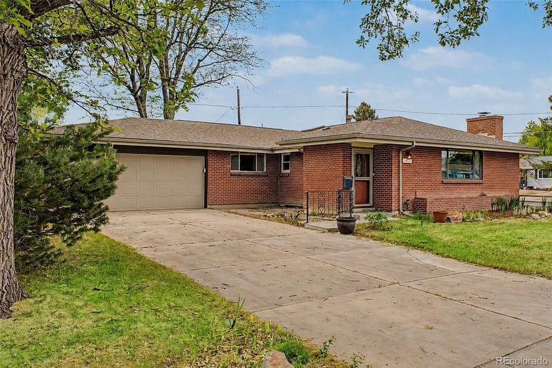 6037 Moore St, Arvada, CO 80004
