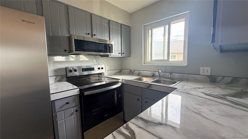 7309 Hampden Ave #204, Lakewood, CO 80227