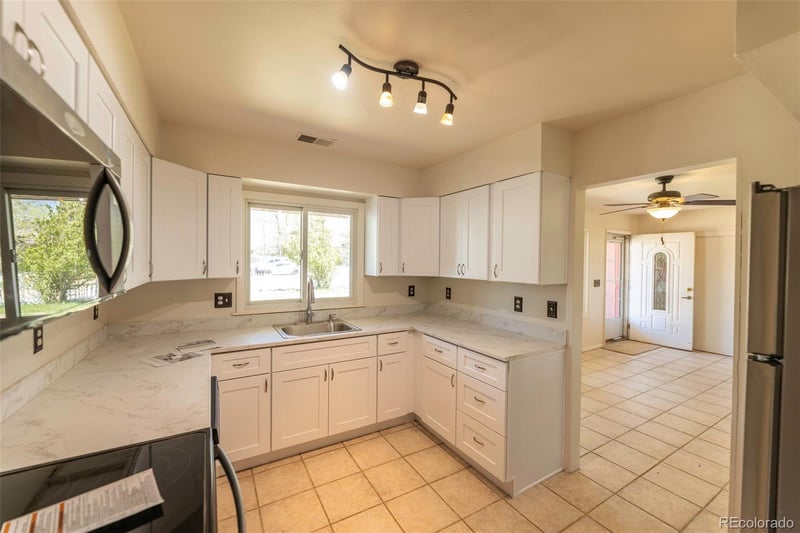 1049 Denver St, Calhan, CO 80808
