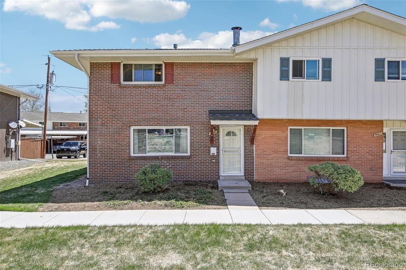 9044 E Nassau Ave, Denver, CO 80237