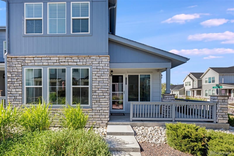 7482 Atlantic Ln, Lakewood, CO 80227