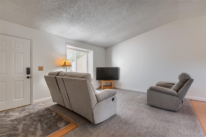 3911 Ensenada Ct, Aurora, CO 80013