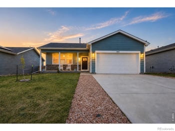 484 S 3rd Ave, Deer Trail, CO 80105