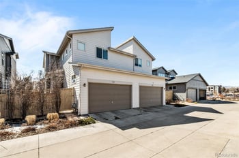 7298 W Adriatic Cir, Lakewood, CO 80227