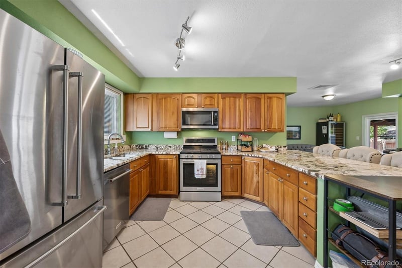 4493 N Auckland Ct, Denver, CO 80239
