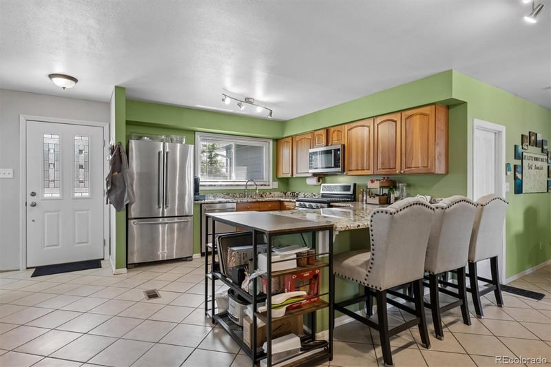 4493 N Auckland Ct, Denver, CO 80239