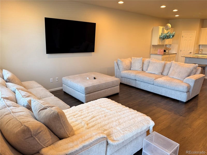 6673 Ceylon St, Denver, CO 80249