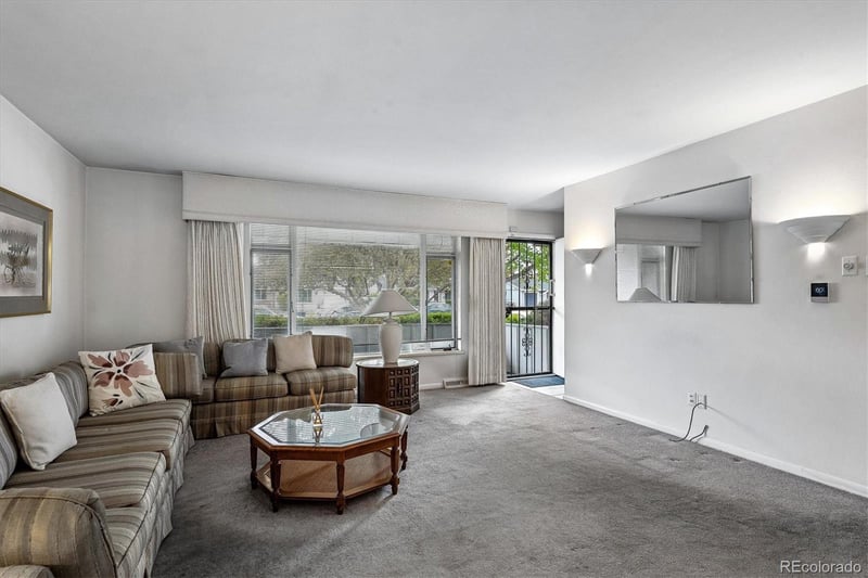 722 S Holly St, Denver, CO 80246