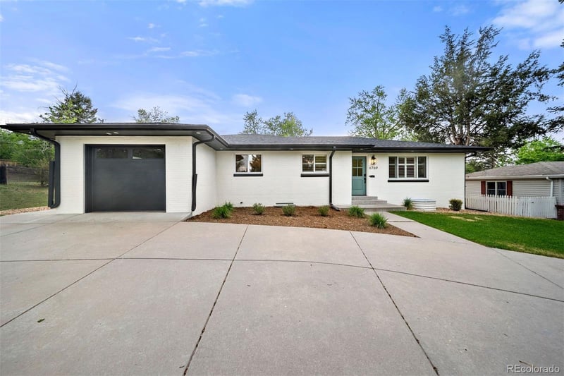 6769 Foresthill St, Littleton, CO 80120