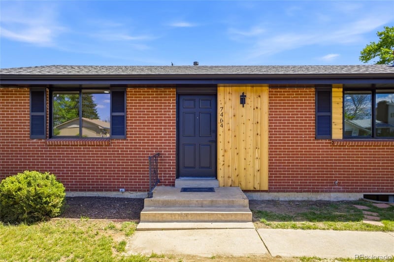 7464 Louisiana Ave, Lakewood, CO 80232