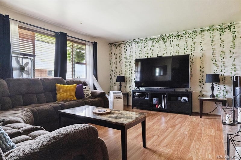 187 Lamar St, Lakewood, CO 80226