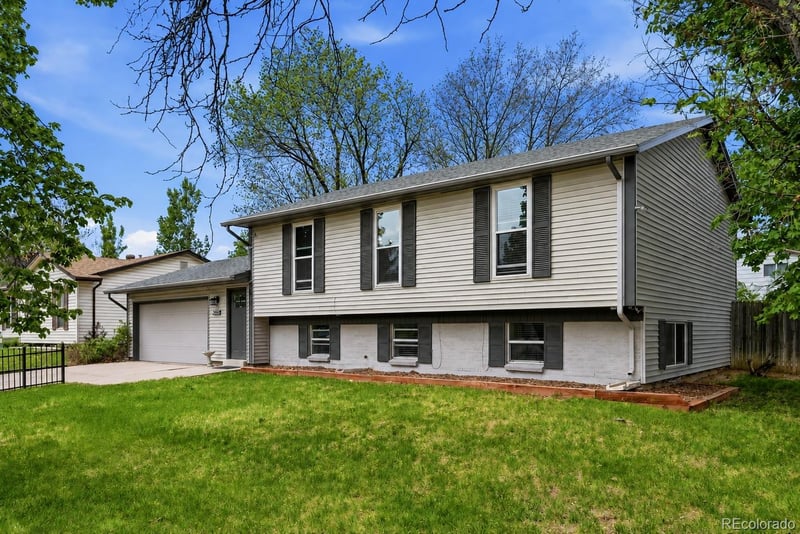 2105 Idalia St, Aurora, CO 80013