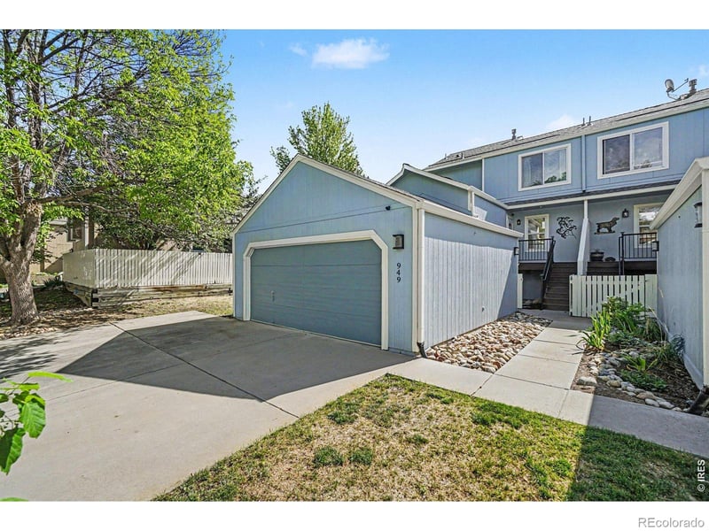 949 Reynolds Farm Ln, Longmont, CO 80503
