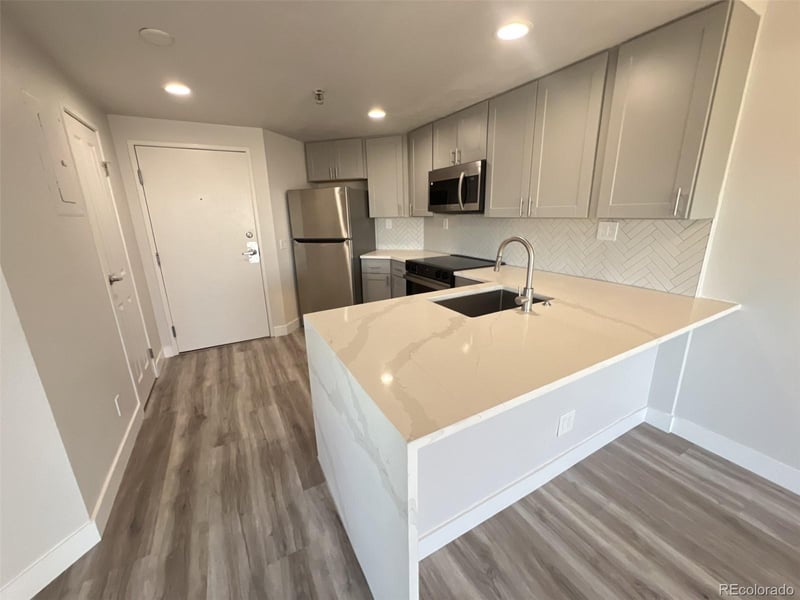 100 Park Ave #1405, Denver, CO 80205
