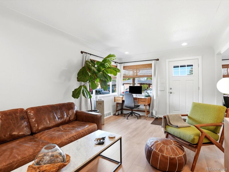 3233 Jasmine St, Denver, CO 80207