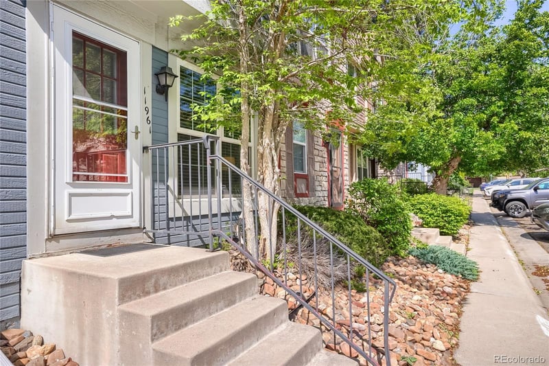 11961 Kepner Dr, Aurora, CO 80012