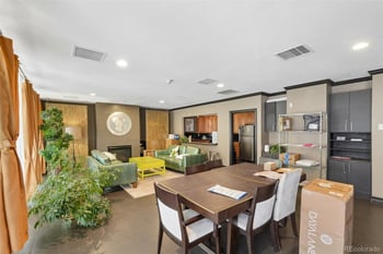 1150 Vine St #806, Denver, CO 80206