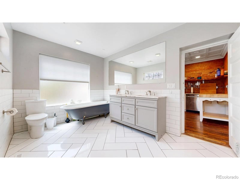 460 5th St, Loveland, CO 80537